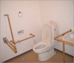 小澤建設　福祉施設：トイレ